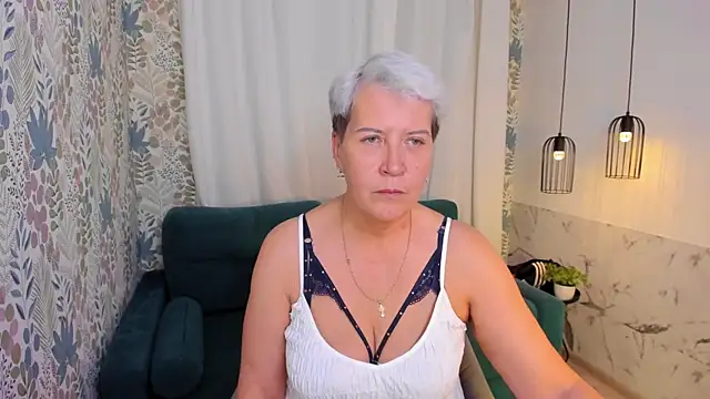 Snapshot of KathySunn chatting on May 7, 1:49 pm KathySunn online show from May 7, 1:49 pm