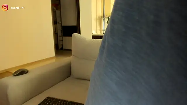  in yan online show from September 20, 4:35 am