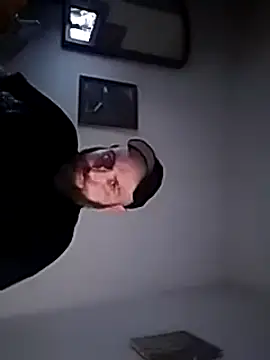 Dnbigo89 online show from February 6, 11:15 pm