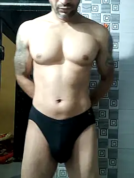 Snapshot of nihalxxx3 chatting on February 25, 7:34 pm nihalxxx3 online show from February 25, 7:34 pm