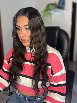 Ambar pe  online show from January 14, 7:43 pm