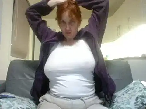 MssAngela online show from February 8, 6:01 pm