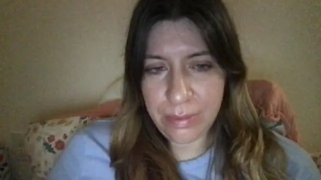 Snapshot of HYPHYtype chatting on January 4, 4:55 am HYPHYtype online show from January 4, 4:55 am