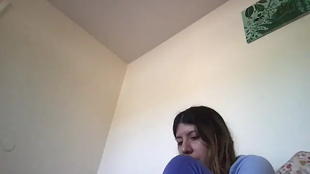 Snapshot of HYPHYtype chatting on January 13, 7:21 pm HYPHYtype online show from January 13, 7:21 pm