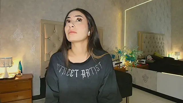 nini love01 online show from March 14, 3:48 am