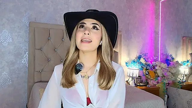 nini love01 online show from July 4, 3:56 am
