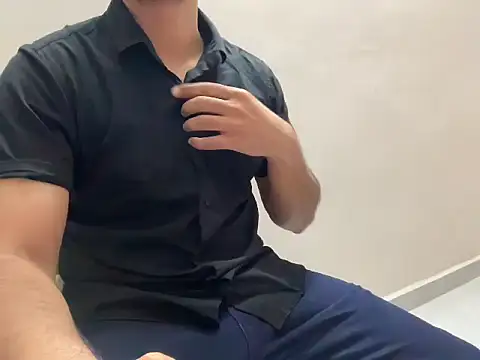 Snapshot of Arjun78877 chatting on October 12, 6:40 pm Arjun78877 online show from October 12, 6:40 pm