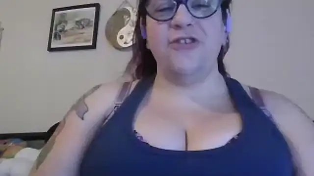 GothyBaby online show from January 21, 5:20 pm