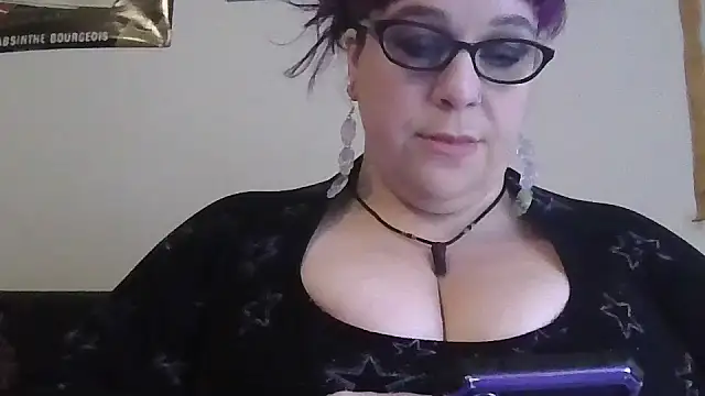 GothyBaby online show from December 4, 6:38 pm