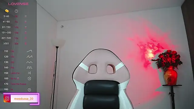 meedussa 20  online show from February 22, 9:19 am