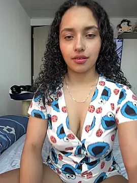 Lucy Marin online show from January 25, 2:03 pm