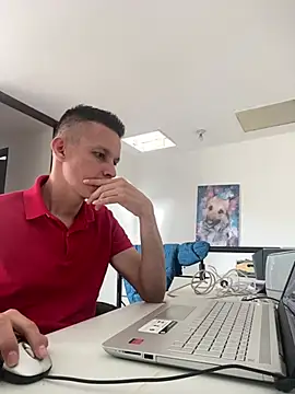 Snapshot of yequeal chatting on February 17, 6:37 pm yequeal online show from February 17, 6:37 pm