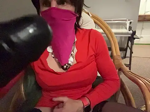 petuletra online show from November 21, 11:03 pm