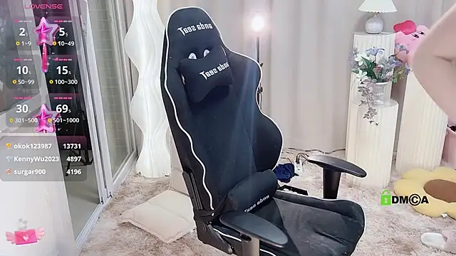 Happy Kitty online show from March 9, 12:10 am