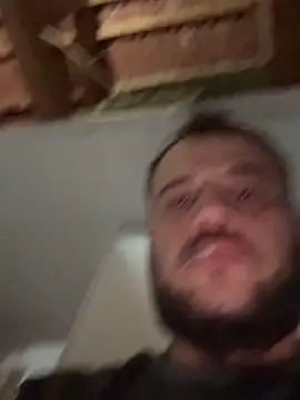 Snapshot of 1Aleks13 chatting on November 28, 11:07 pm 1Aleks13 online show from November 28, 11:07 pm