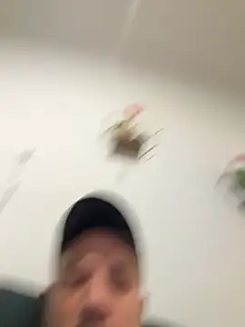 Snapshot of 1Aleks13 chatting on December 1, 7:30 pm 1Aleks13 online show from December 1, 7:30 pm