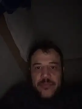 Snapshot of 1Aleks13 chatting on February 4, 11:20 pm 1Aleks13 online show from February 4, 11:20 pm