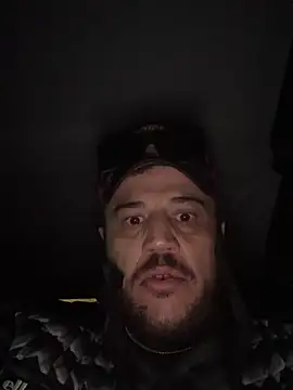 Snapshot of 1Aleks13 chatting on February 8, 2:04 am 1Aleks13 online show from February 8, 2:04 am