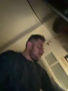 Snapshot of 1Aleks13 chatting on March 9, 1:42 am 1Aleks13 online show from March 9, 1:42 am