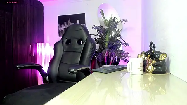 Amaia Bushida online show from September 30, 2:22 pm