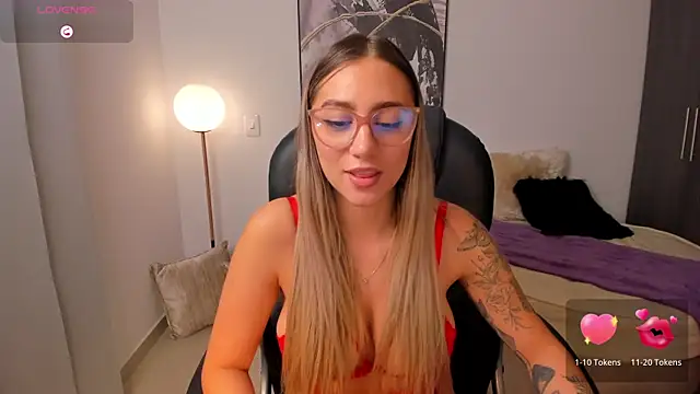 StacyConner online show from February 26, 4:47 am