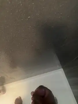 chocolatelongstrokes online show from April 15, 4:14 pm