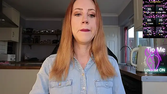 stripmequick online show from February 20, 9:21 am