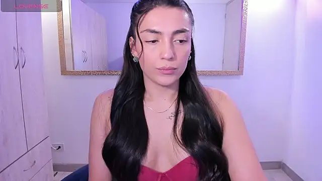 Snapshot of EricaVanderhill chatting on January 14, 9:09 pm EricaVanderhill online show from January 14, 9:09 pm