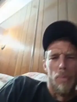 Snapshot of mikebix1990 chatting on July 25, 4:10 am mikebix1990 online show from July 25, 4:10 am