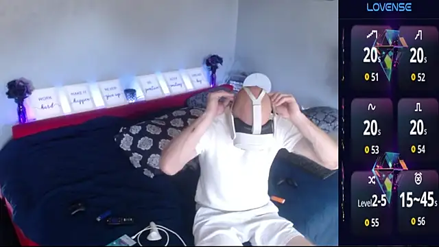 MaxRouger online show from September 26, 7:18 pm