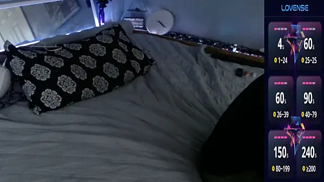 MaxRouger online show from October 6, 8:23 am