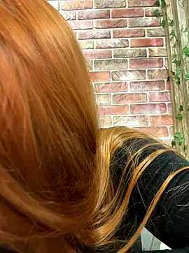 CandyShoopp online show from November 4, 7:35 pm