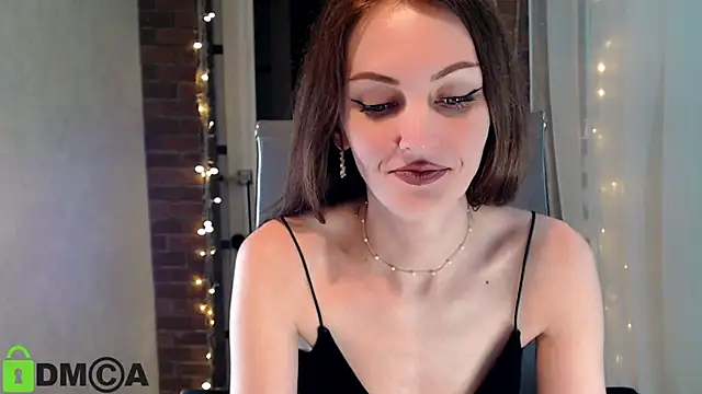 Snapshot of ms_kelarini chatting on January 10, 5:56 pm ms kelarini online show from January 10, 5:56 pm