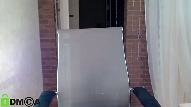 Snapshot of ms_kelarini chatting on January 26, 2:52 pm ms kelarini online show from January 26, 2:52 pm