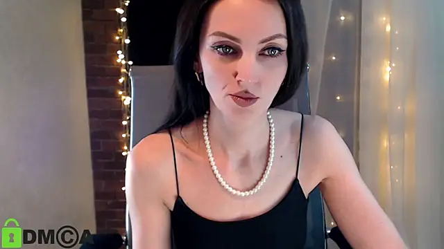 Snapshot of ms_kelarini chatting on February 12, 3:16 pm ms kelarini online show from February 12, 3:16 pm