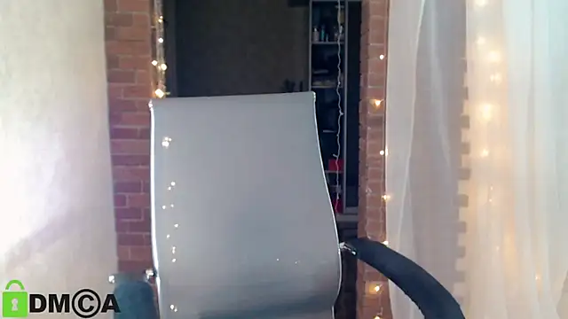 Snapshot of ms_kelarini chatting on February 15, 6:01 pm ms kelarini online show from February 15, 6:01 pm