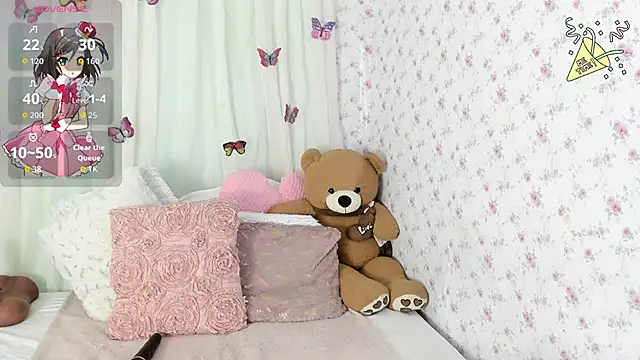 karinaEbony online show from November 26, 11:00 am