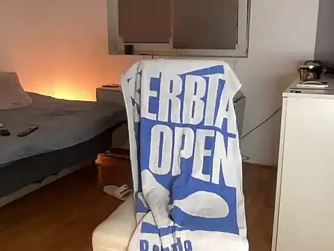 Snapshot of alekandrobg chatting on October 21, 4:19 pm alekandrobg online show from October 21, 4:19 pm