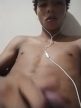 kiddkiekee online show from May 17, 1:03 am