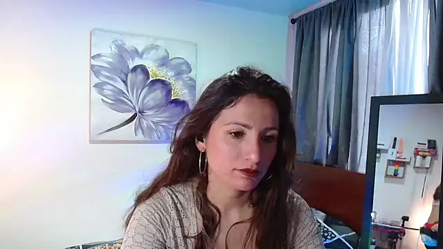 Snapshot of vanessabrown_ chatting on December 17, 1:49 pm vanessabrown online show from December 17, 1:49 pm