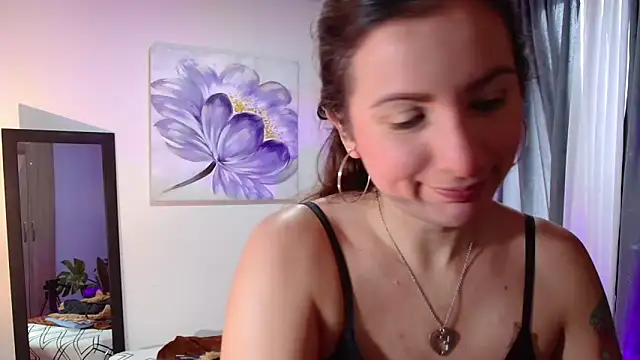 Snapshot of vanessabrown_ chatting on February 7, 1:22 pm vanessabrown online show from February 7, 1:22 pm