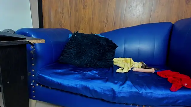 Mature Skinny online show from February 18, 3:32 pm