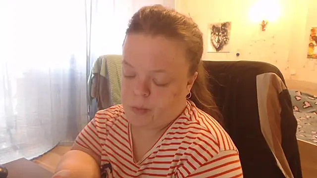 Janiffer MiMi online show from February 14, 2:02 pm