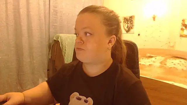 Janiffer MiMi online show from March 6, 5:33 pm