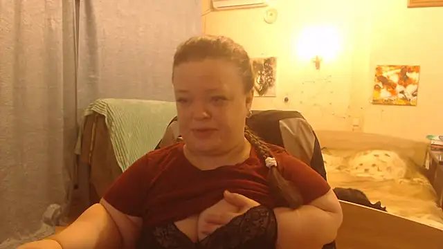 Janiffer MiMi online show from March 22, 6:14 pm