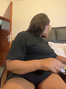 BADFATASS85 online show from December 18, 7:19 pm