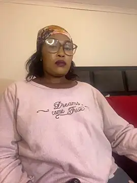 BADFATASS85 online show from January 24, 3:43 am