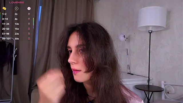 Holla Molly online show from November 10, 5:17 am