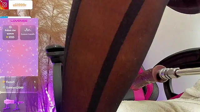 HollyJorda online show from December 12, 5:26 pm