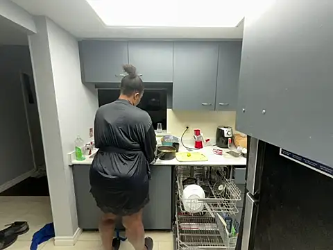 Cherishcherrysha online show from February 24, 11:19 am